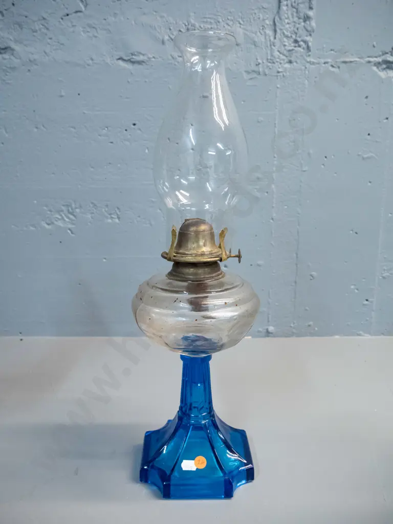 vintage kerosene lamp with blue glass base, clear reservoir and chimney H-500 Image 1++