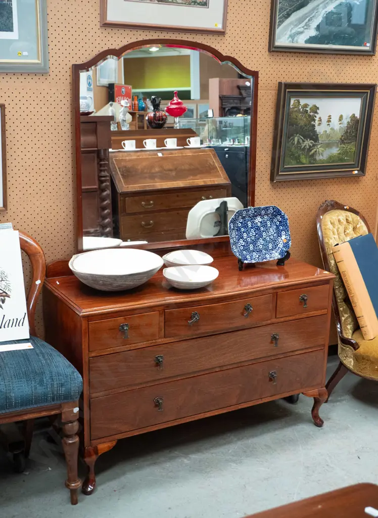 vintage cedar 5-drawer mirror-back dresser with metal drop handles, shaped bevelled edge mirror, on short cab. legs Image 1++