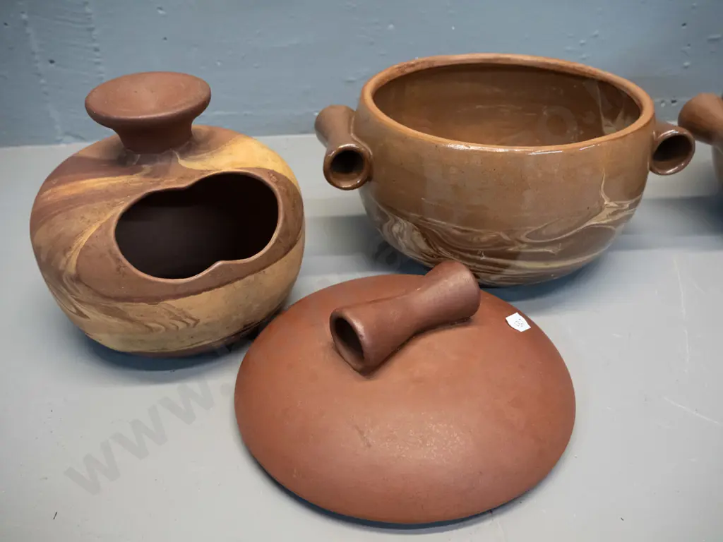 4 Te Rona NZ pottery items - 2 lidded casseroles H-185 W-240, bowl and salt pig Image 1++