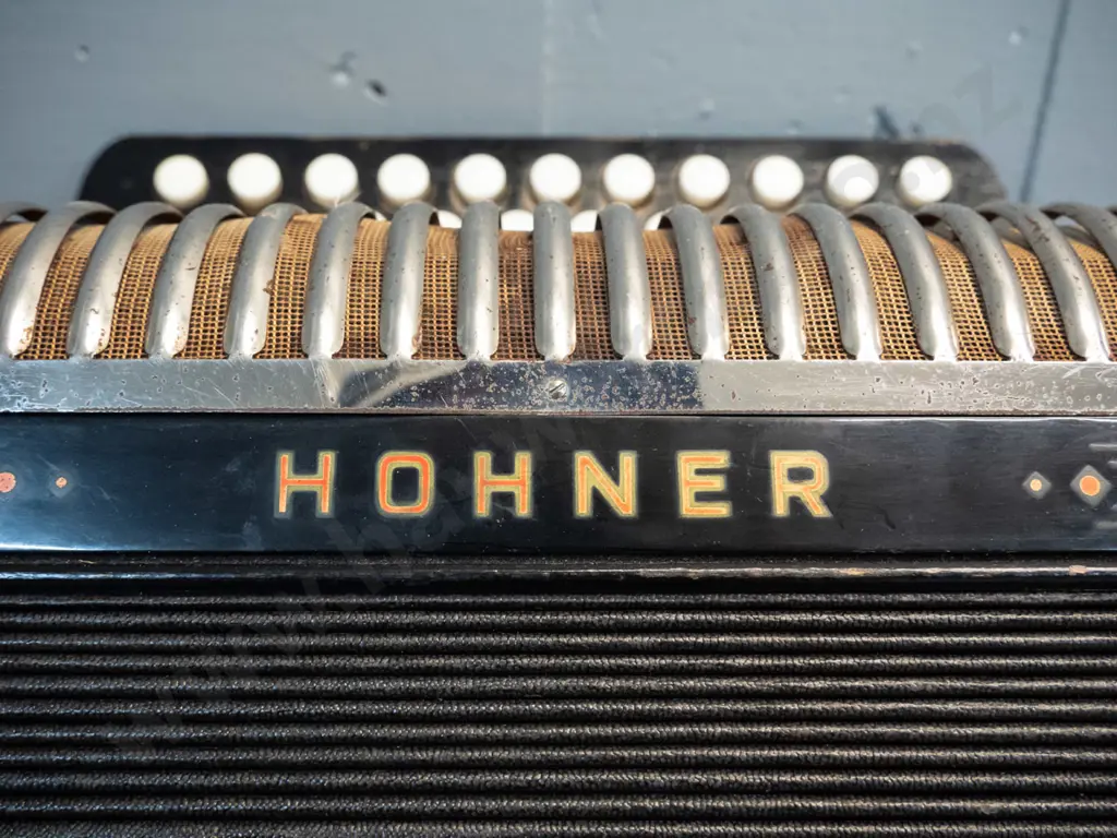 vintage Hohner Erica button accordion - general age wear to finish, minor corrosion in metal fittings. H-270 W-280 D-150 Image 1++