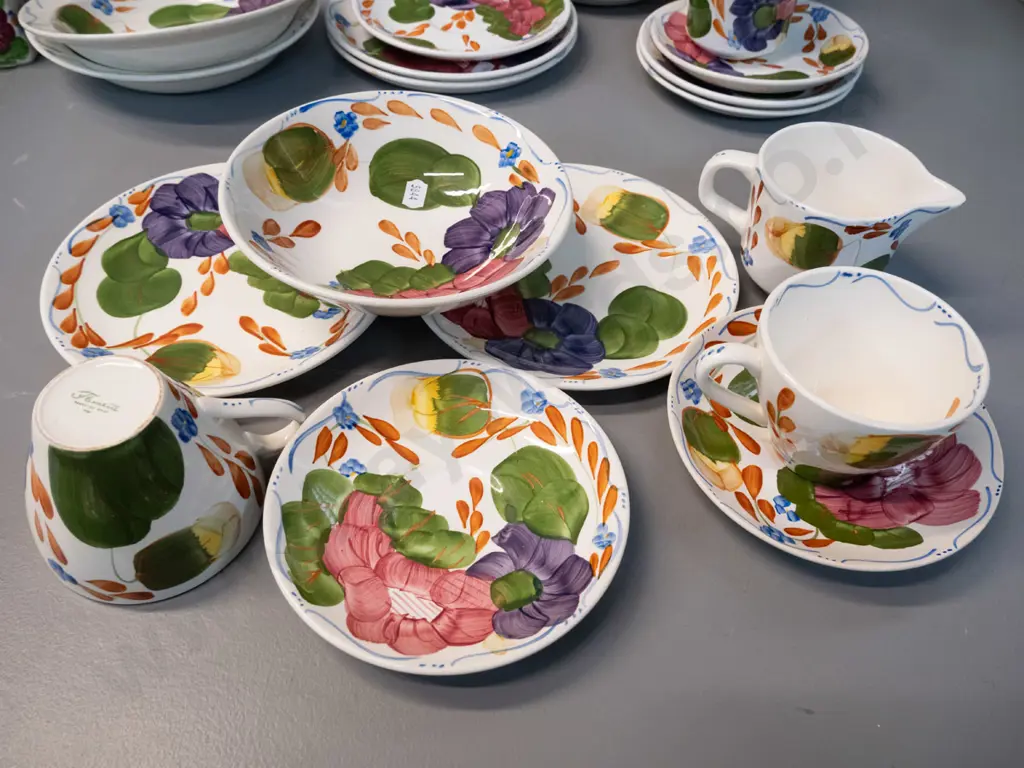 large assortment of hand-painted New Zealand Fleurette tableware, most marked NZ or Crown Lynn, 8 pieces are Brereton Image 1++
