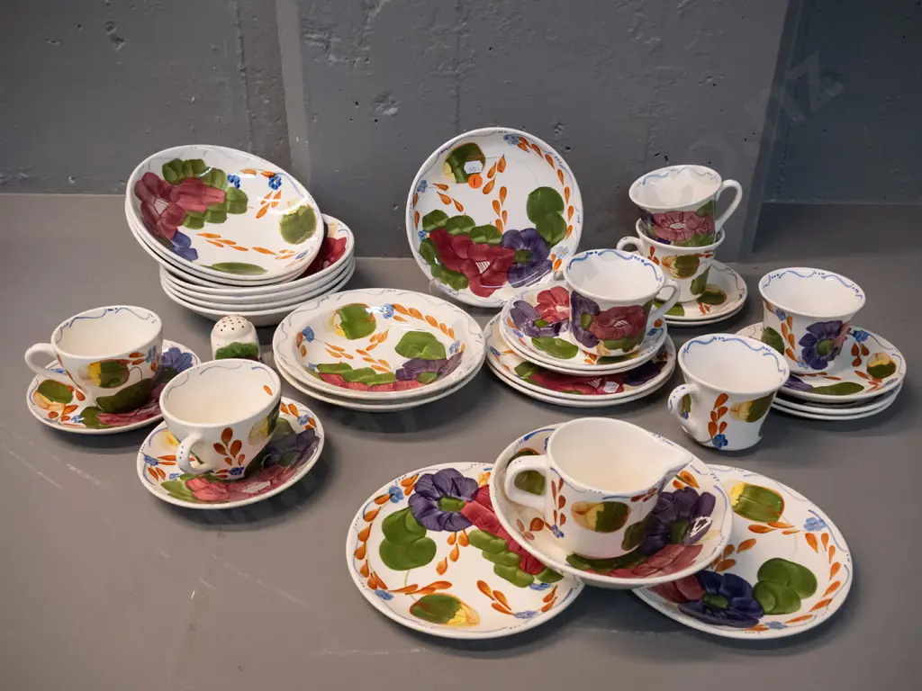 large assortment of hand-painted New Zealand Fleurette tableware, most marked NZ or Crown Lynn, 8 pieces are Brereton Image 1++