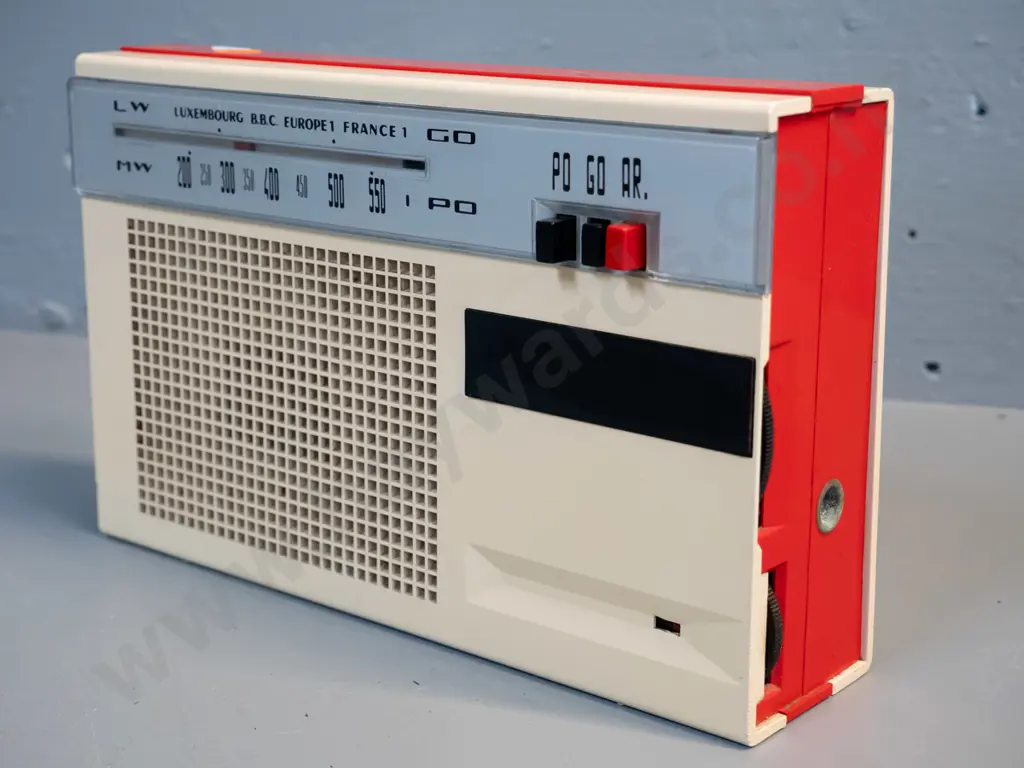 retro French Schneider 'Hoppy' plastic cased transistor radio with European station markings - untested H-180 W-235 Image 1++