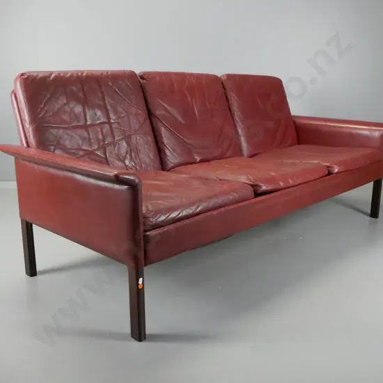 1960s vintage Han Olsen (Denmark) red leather 3-seater settee - a few small orange paint flecks, overall usage wear to