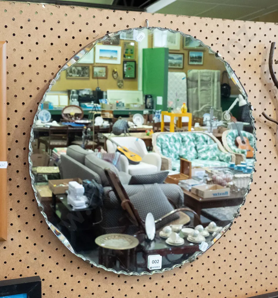 circular wall mirror Image 1++