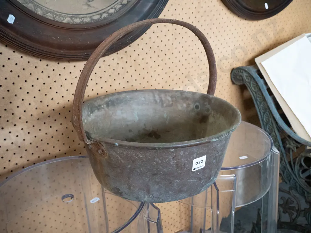 small copper jam pan Image 1++