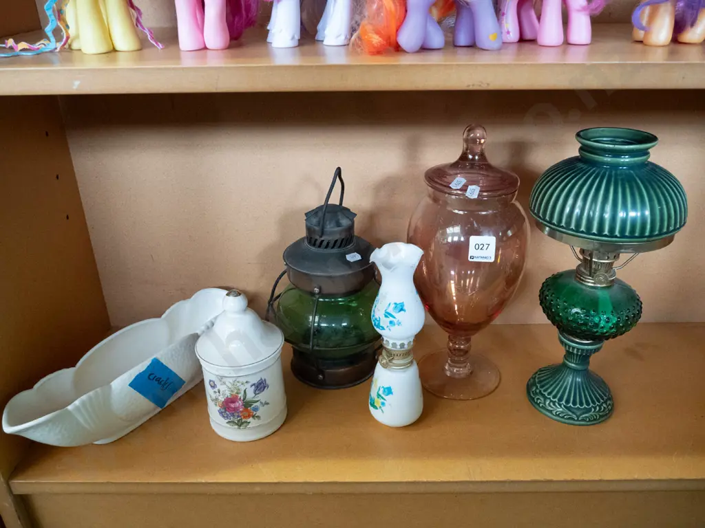Crown Lynn vase with crack, kerosene lanterns, footed glasss urn Image 1++