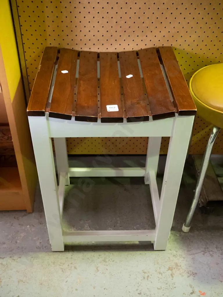 stool Image 1++