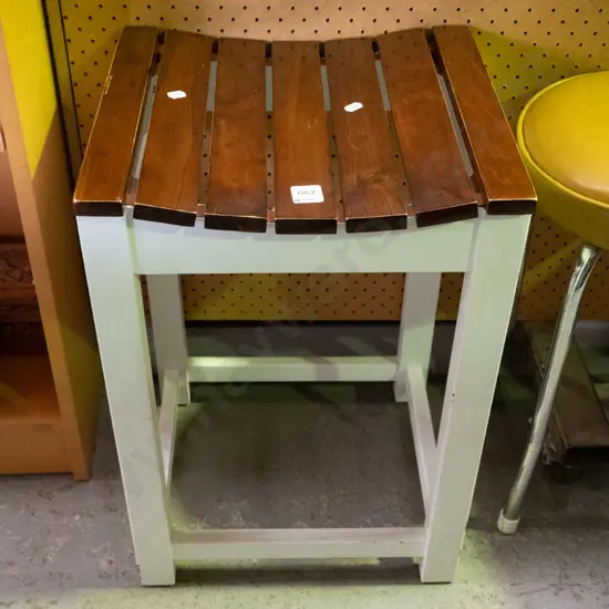 stool
