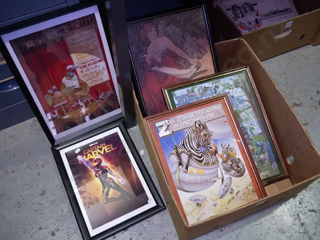 box of assorted prints Image 1++