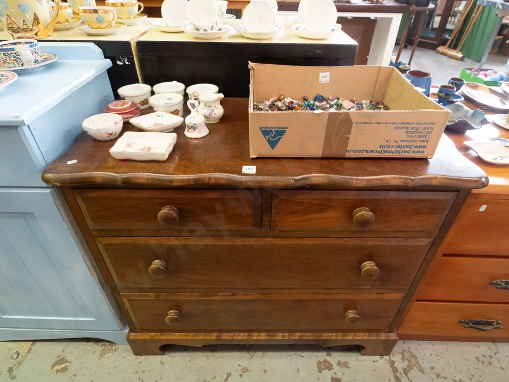 solid wood 4-drawer chest H-710 W-860 D-410 Image 1++