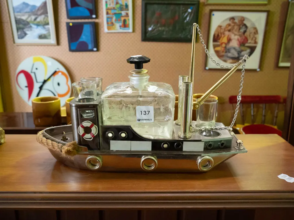 fishing boat decanter set, missing one glass Image 1++