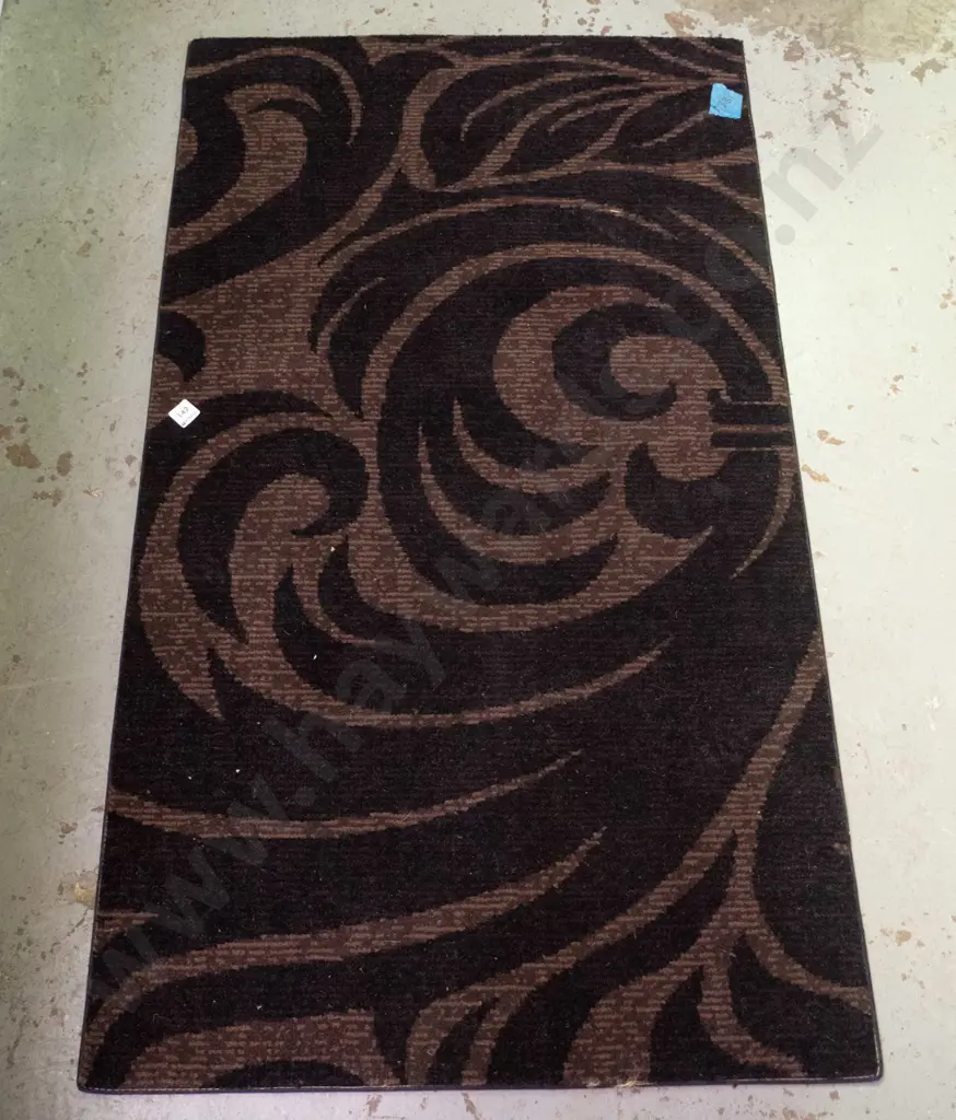 edged floor mat L-1210 W-700 Image 1++