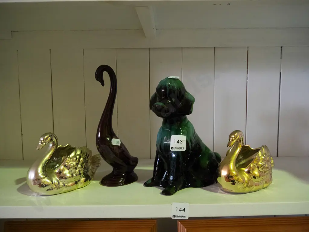 Blue Mountain pottery dog figurine, swan vases and bird figure H-210 Image 1++