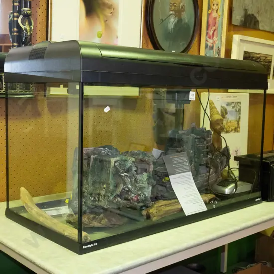 Aqua One Eco Style large lidded fish tank with pump, heater, lights, galleon ornament, etc. H-515 W-800 D-410