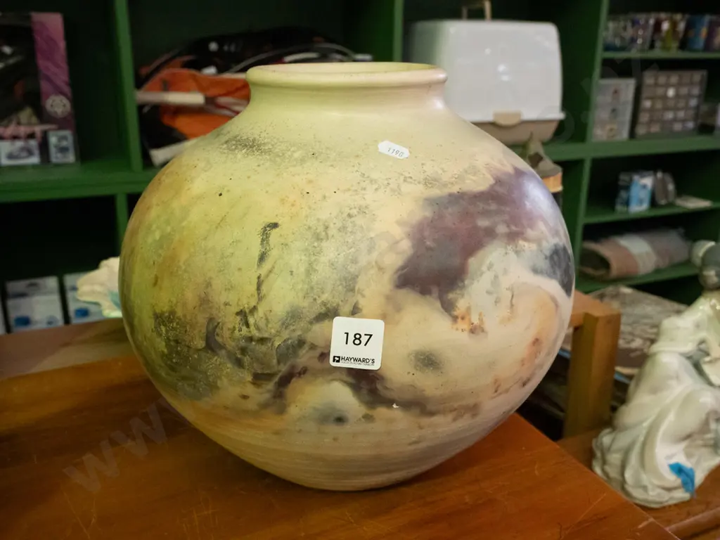 large studio pottery vase H-270 Image 1++