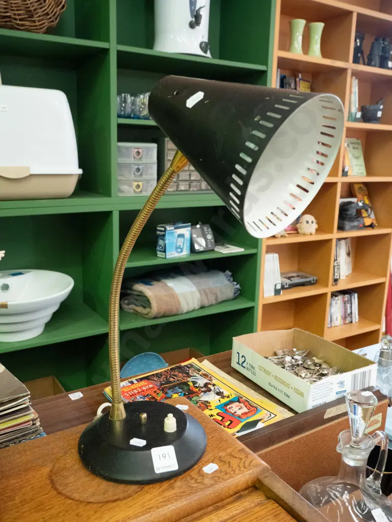 retro desk lamp Image 1++
