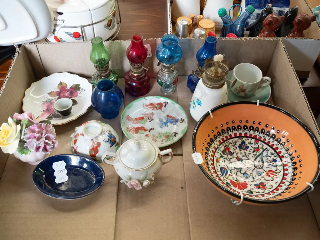 box of ceramic floral spray, miniature glass lanterns, bowl, etc. Image 1++
