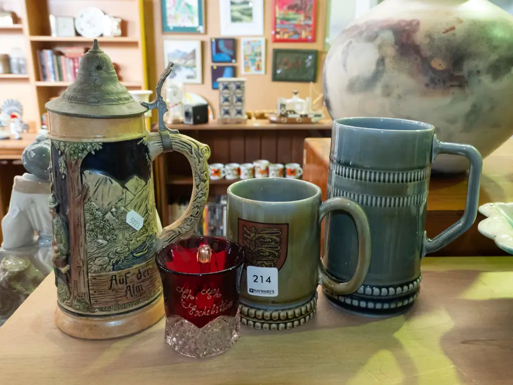 2x Wade beer glasses, beer stein, small ruby glass exhibition cup Image 1++