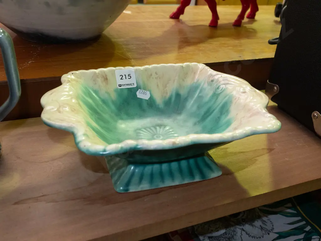 deco Crown Devon bowl Image 1++
