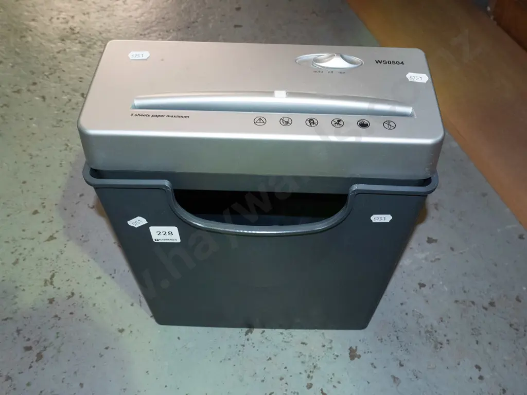 paper shredder Image 1++