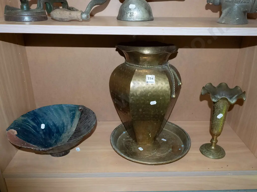 studio pottery bowl, brass tray, 2x vases Image 1++