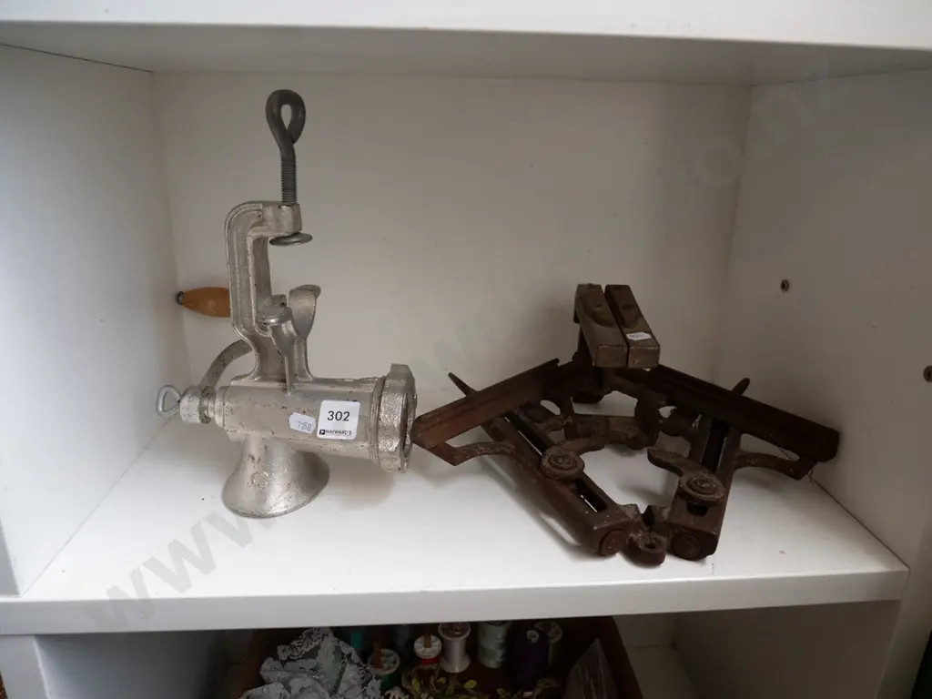 bench top mincer and a picture framer's clamp Image 1++