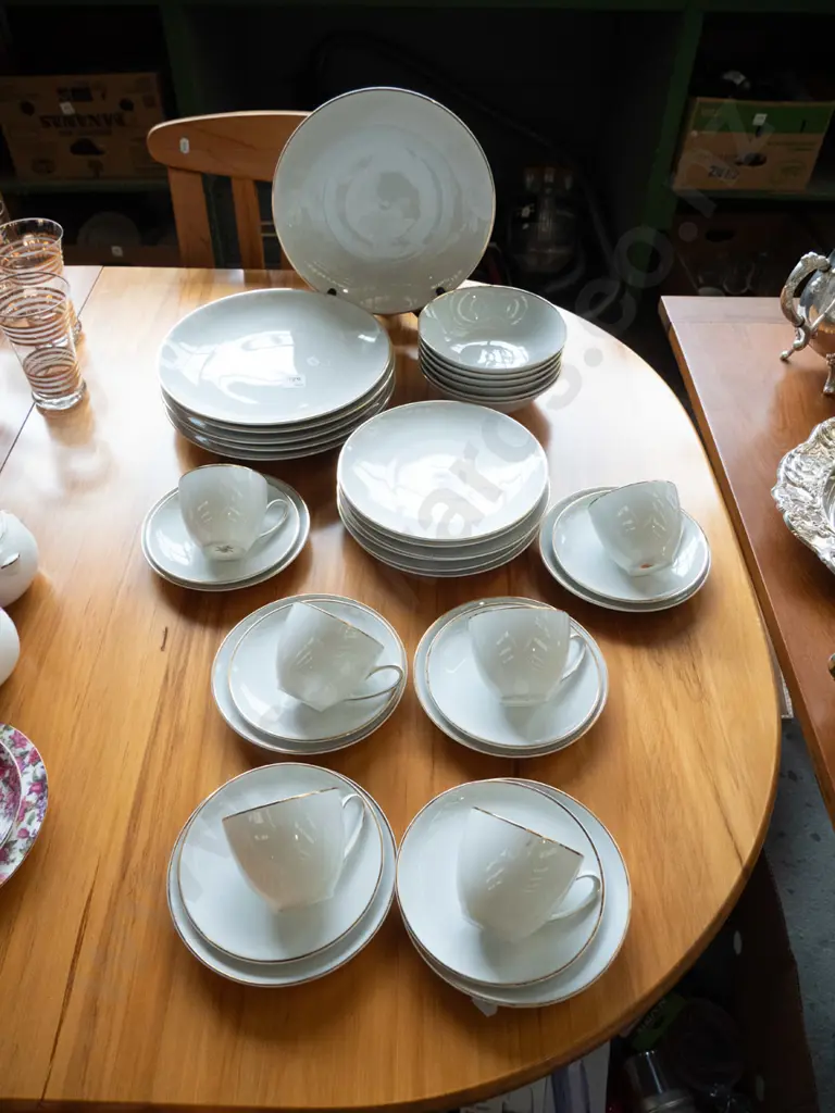 Hutschenreuther cream & gold rim dinnerware items Image 1++