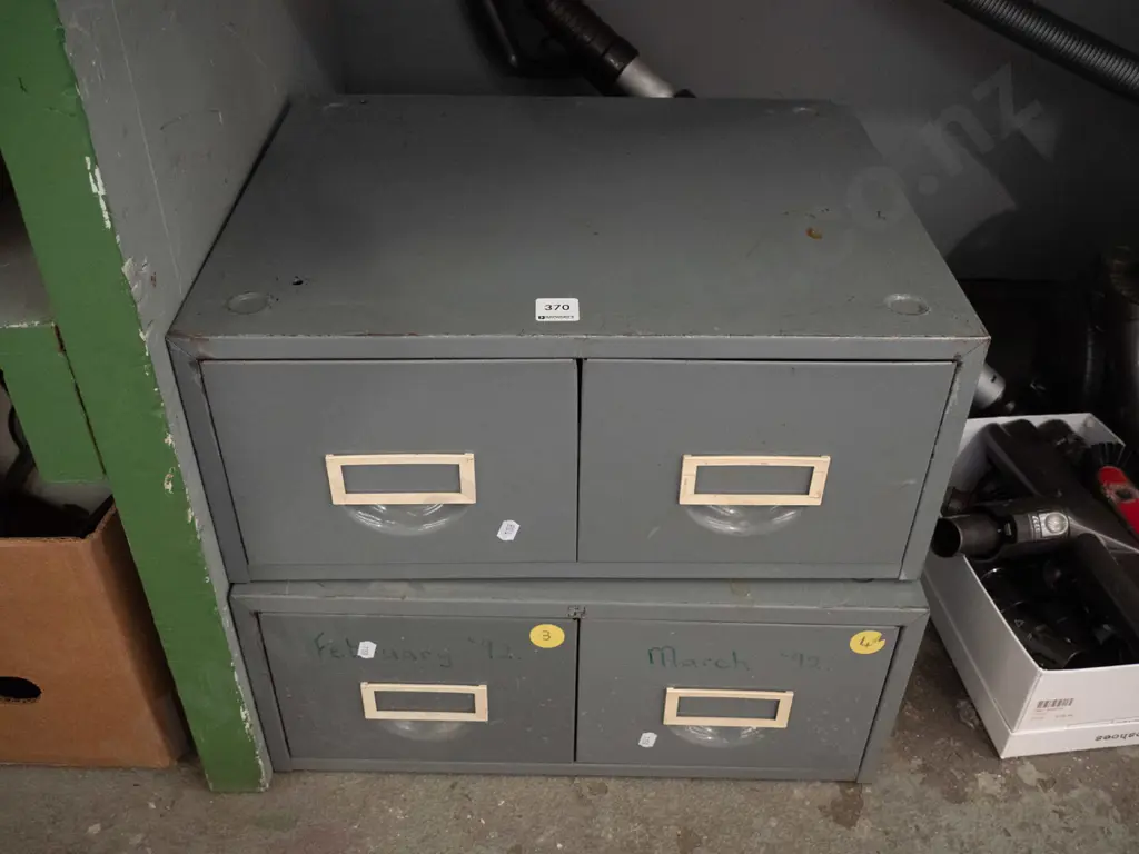 2x 2-drawer metal filing cabinets Image 1++