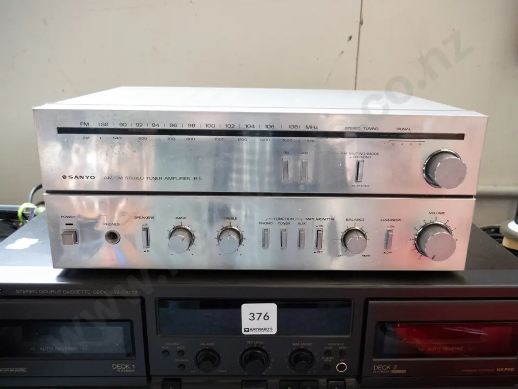 Technics, Pioneer and Sanyo stereo equipment Image 1++