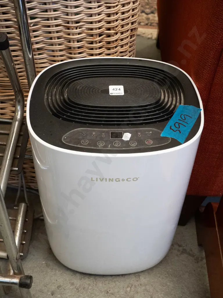 Living & Co dehumidifier Image 1++