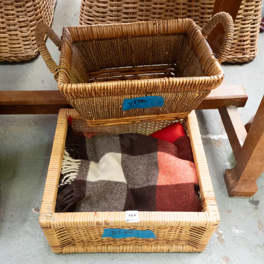 2 cane baskets and a checked travel rug Image 1++