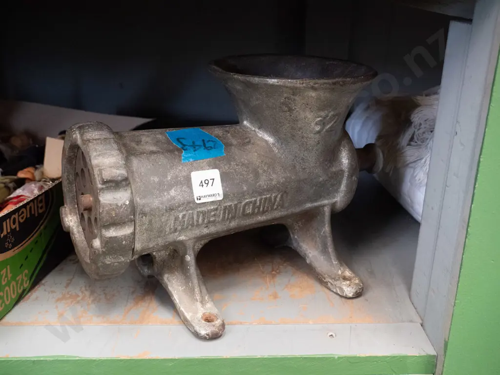 large benchtop mincer, no handle Image 1++