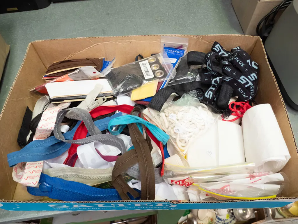 box of zips, binding, other sewing supplies Image 1++