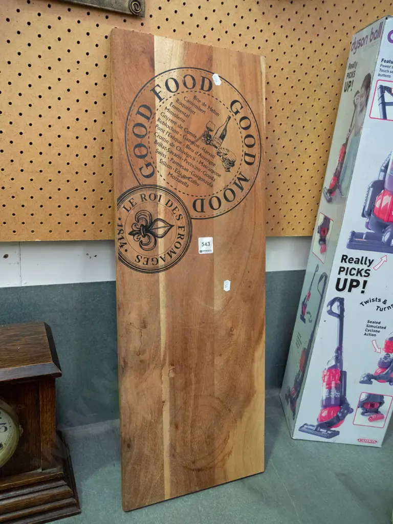 large wooden serving board Image 1++