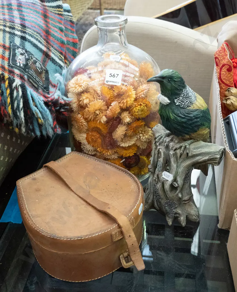 large glass vase and dried flowers, composite tui on branch, collar box Image 1++