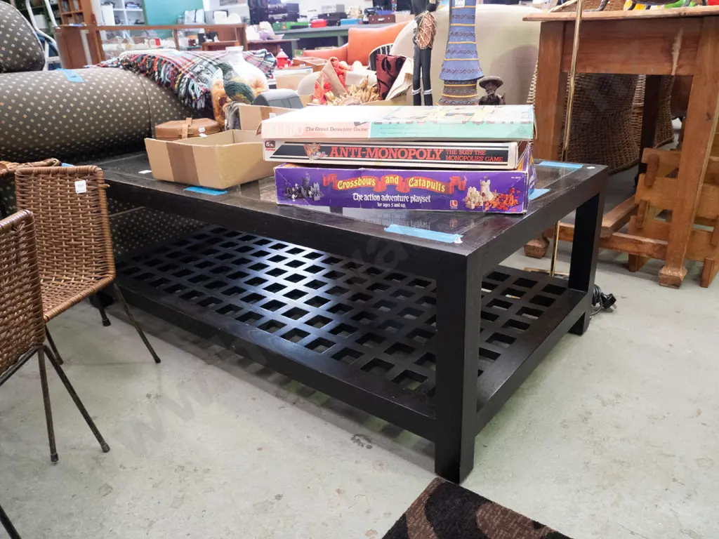 dark stained black glass top coffee table H-420 W-1275 D-680 Image 1++