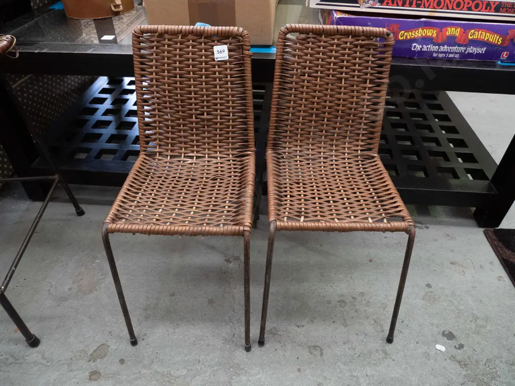 2x woven plastic childrens chairs Image 1++