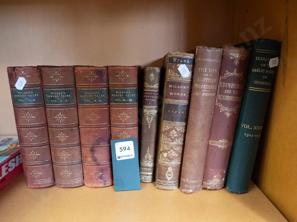 vintage books Image 1++
