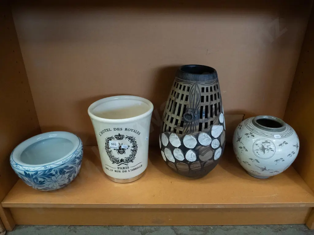 shelf; jardiniere, 2x vases, French themed wine cooler Image 1++
