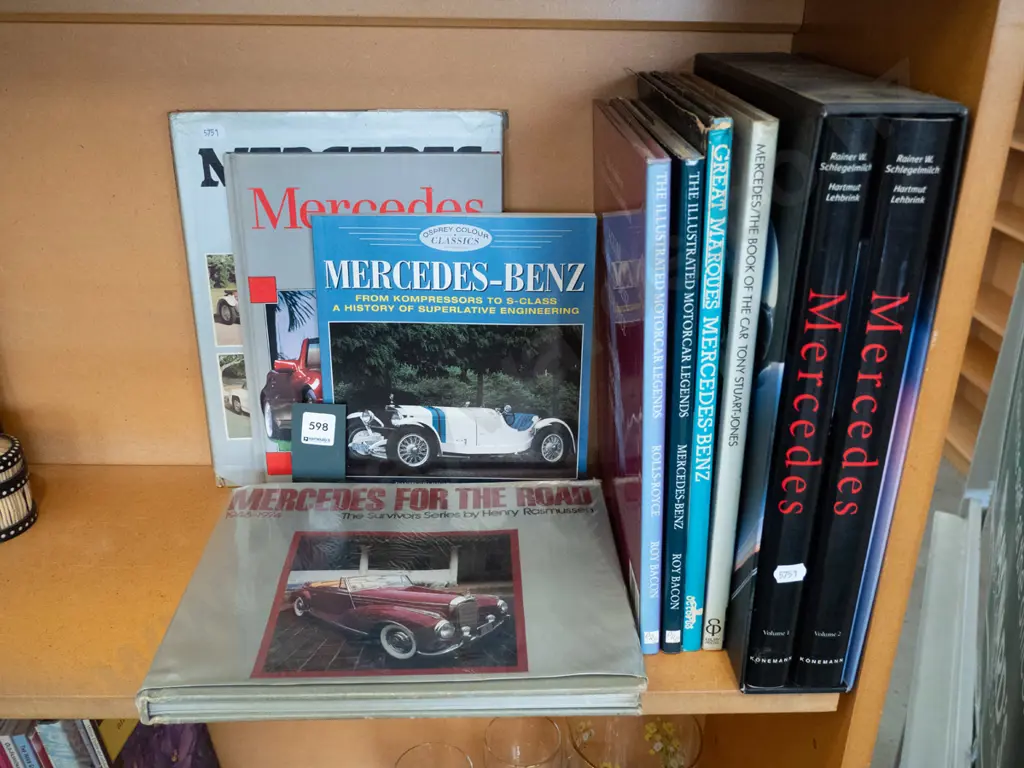 Mercedes Benz books Image 1++