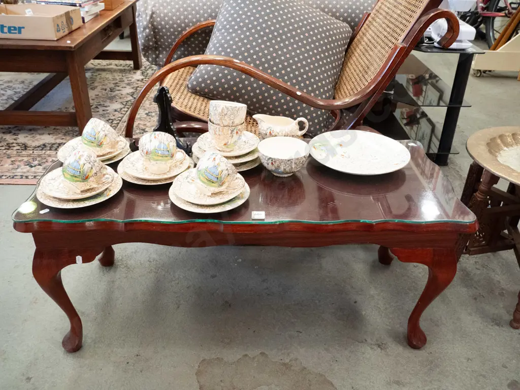 glass top cab leg coffee table Image 1++