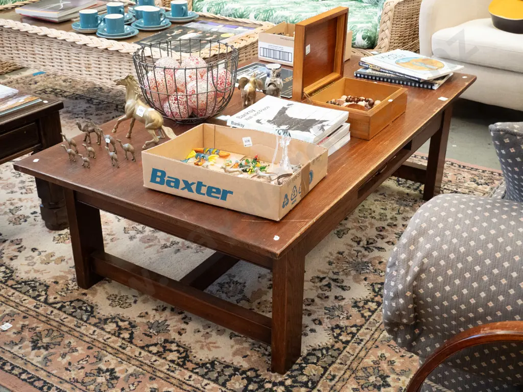 solid oregon coffee table with single drawer H-440 W-1400 D-800 Image 1++