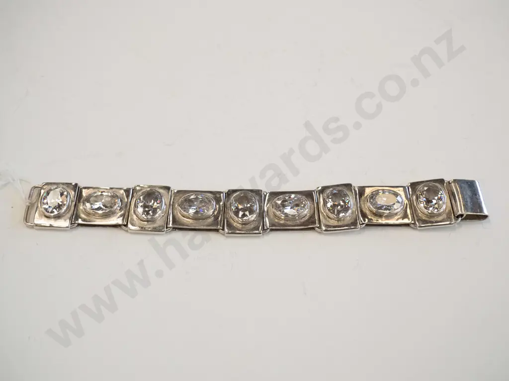bracelet Image 1++
