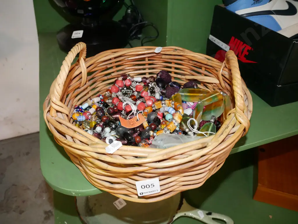 cane basket and costume jewellery Image 1++