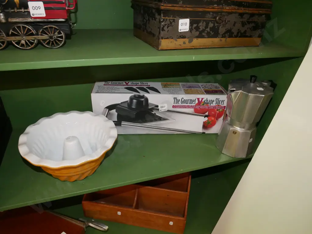 stove top espresso, mandolin jelly mould Image 1++