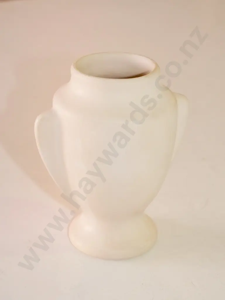 small Crown Lynn vase Image 1++