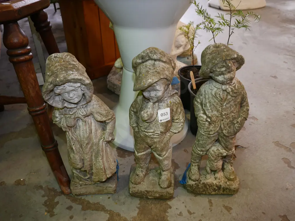 3x garden ornaments - children H-360 Image 1++