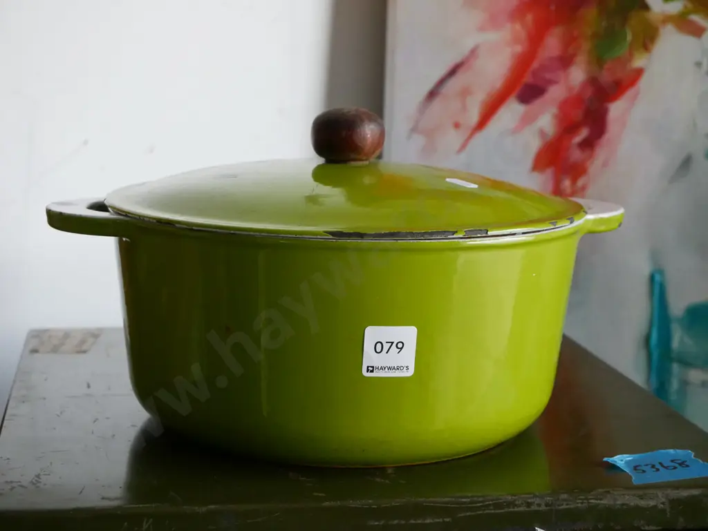 green enamel cast iron casserole Image 1++