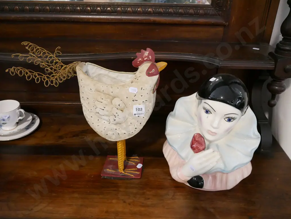 metal chicken jardiniere and harleqin ornament H-260 Image 1++
